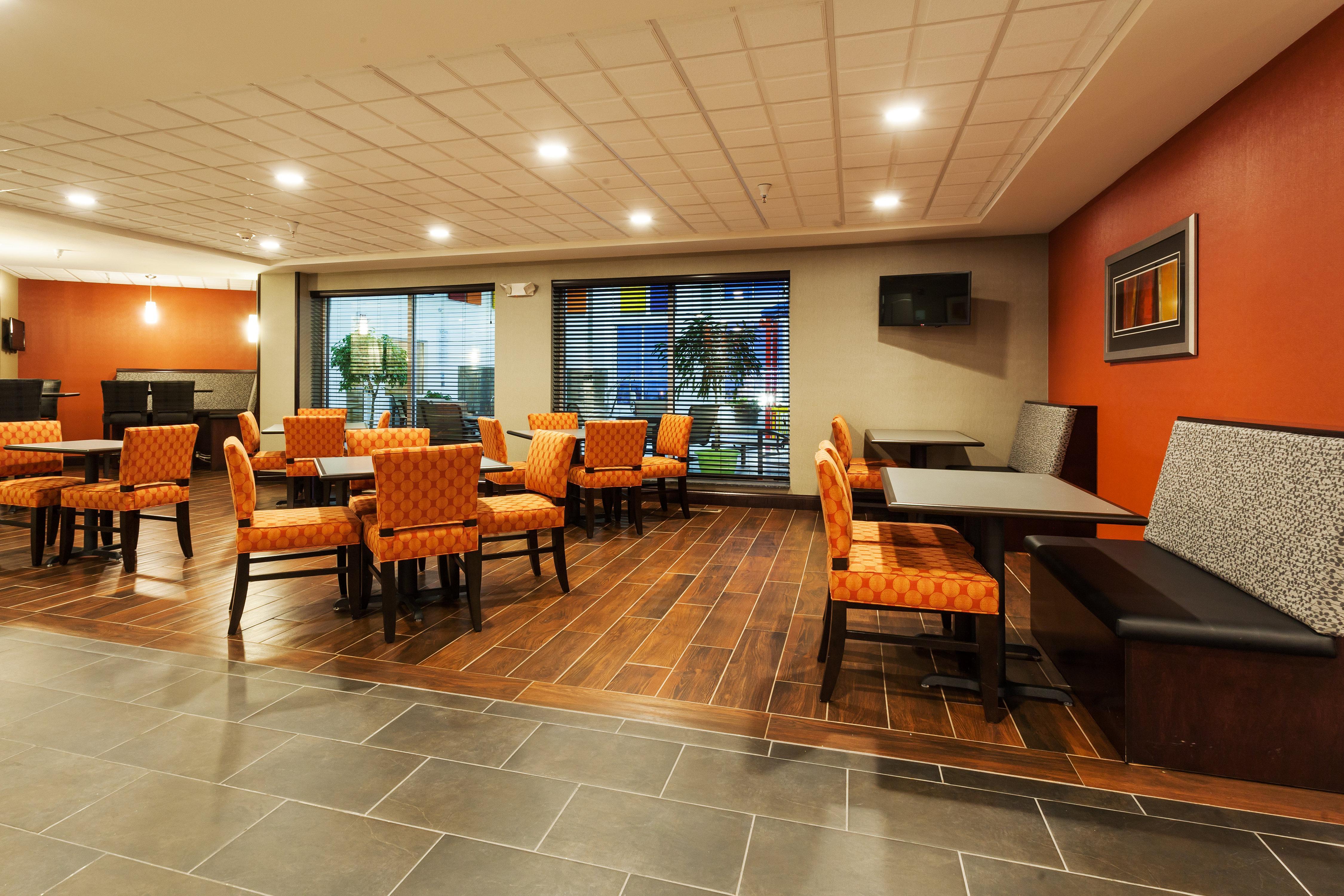 Holiday Inn Express & Suites Rapid City By Ihg Zewnętrze zdjęcie