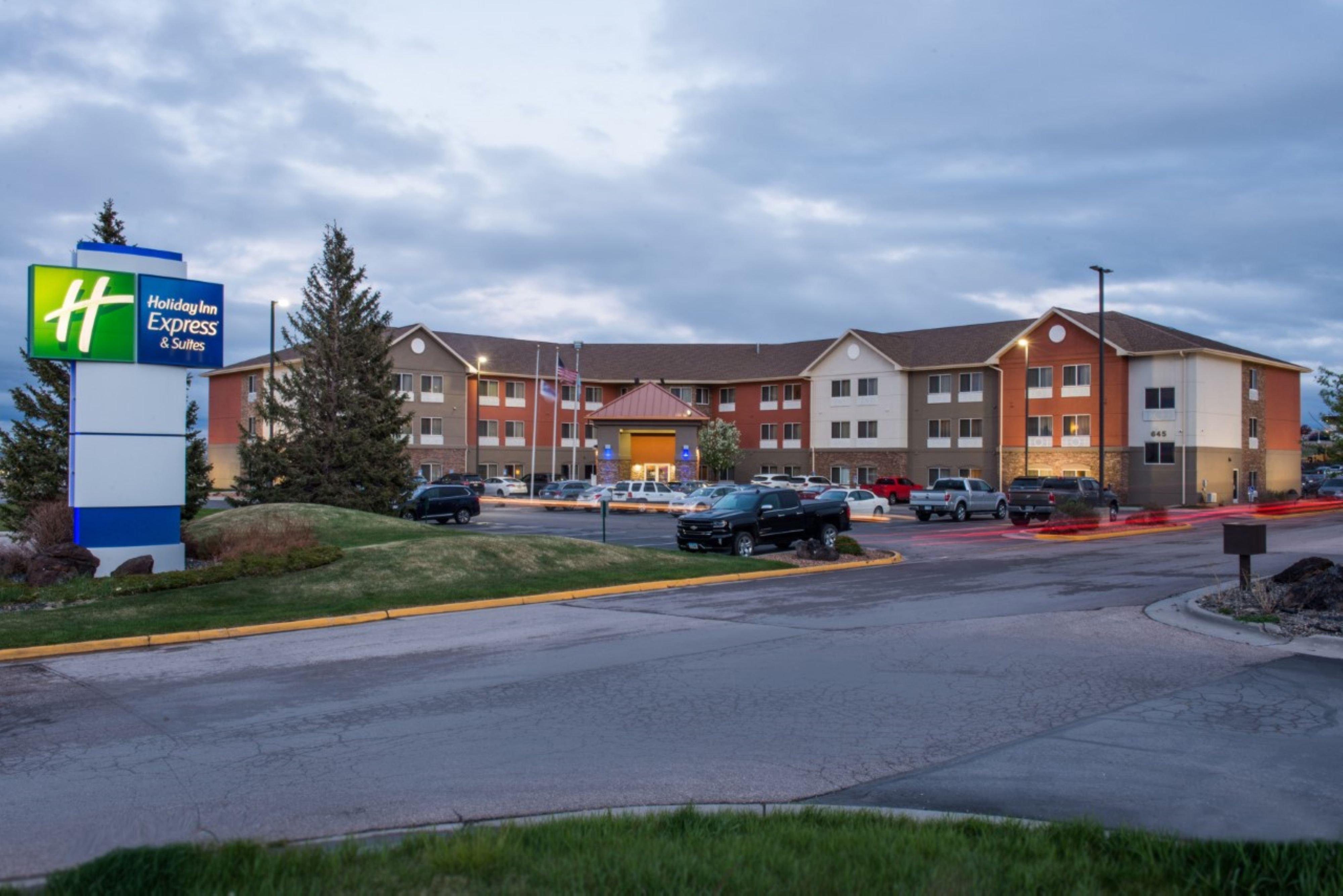 Holiday Inn Express & Suites Rapid City By Ihg Zewnętrze zdjęcie