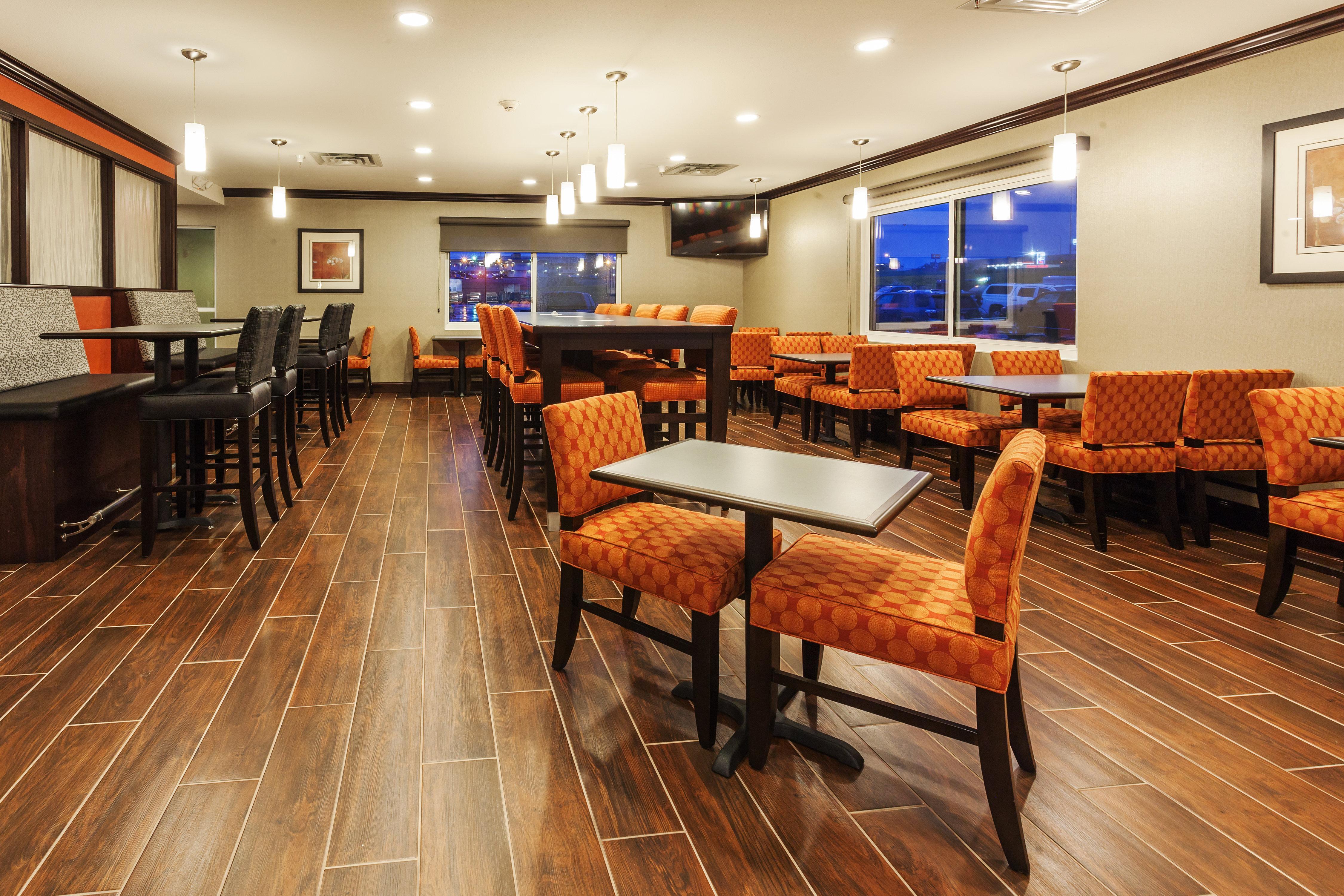 Holiday Inn Express & Suites Rapid City By Ihg Zewnętrze zdjęcie